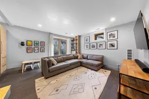 2334 W Medill Ave, Chicago, IL 60647 - Photo 30