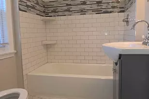 10118 S Luella Ave, Chicago, IL 60617 - Photo 16