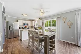 3800 Thoroughbred Ln, Joliet, IL 60435 - Photo 6