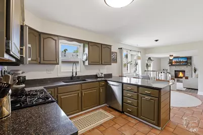 417 N Thames Court, Bourbonnais, IL 60914 - Photo 8