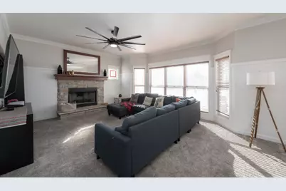 2203 Brookwood Drive, South Elgin, IL 60177 - Photo 6