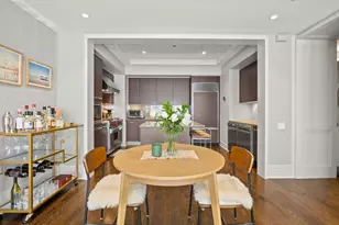 159 E Walton Pl, Chicago, IL 60611 - Photo 8