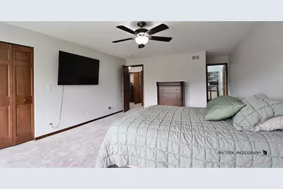 992 Mackenzie Drive, Antioch, IL 60002 - Photo 10