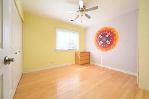 126 Winchester Dr, Streamwood, IL 60107 - Photo 12
