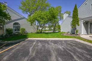 126 Winchester Dr, Streamwood, IL 60107 - Photo 24
