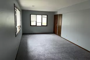 1809 E Washington St, Joliet, IL 60433 - Photo 4