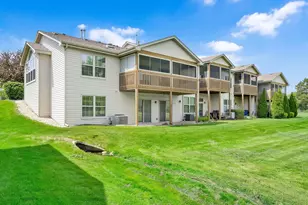 11180 Algonquin Rd, Huntley, IL 60142 - Photo 2