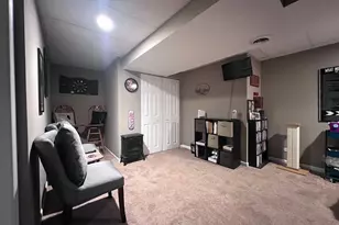 419 Windham Cove Dr, Crystal Lake, IL 60014 - Photo 20