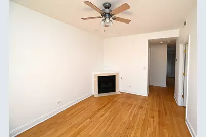 7404 N Oakley Avenue #3, Chicago, IL 60645 - Photo 4