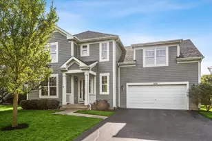 634 Sennett St, Batavia, IL 60510 - Photo 1