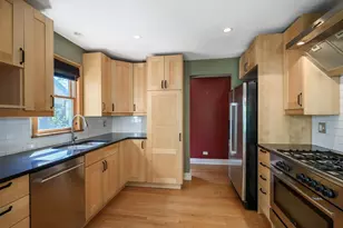 391 Bloom St, Highland Park, IL 60035 - Photo 14