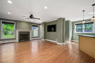 391 Bloom St, Highland Park, IL 60035 - Photo 8