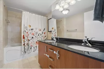 4751 N Artesian Avenue #408, Chicago, IL 60625 - Photo 16