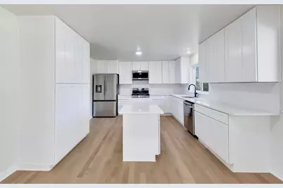4505 Winchester Avenue, Lisle, IL 60532 - Photo 10
