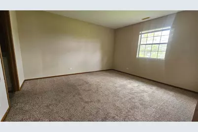 36 Gant Circle #H, Streamwood, IL 60107 - Photo 10