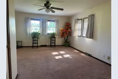 204 W Coal Street, Buckner, IL 62819 - Photo 22