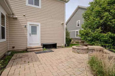 781 Richwood Avenue, Elgin, IL 60124 - Photo 26