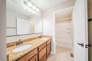 781 Richwood Ave, Elgin, IL 60124 - Photo 10