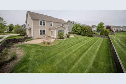 781 Richwood Avenue, Elgin, IL 60124 - Photo 28