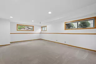 324 Mission Ave, Villa Park, IL 60181 - Photo 8