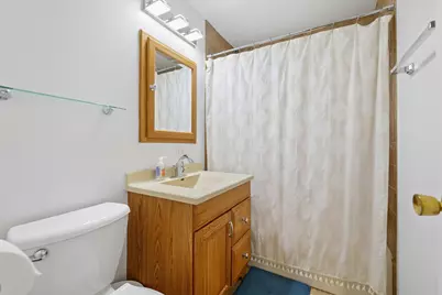 324 Mission Avenue, Villa Park, IL 60181 - Photo 6
