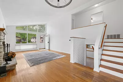 324 Mission Avenue, Villa Park, IL 60181 - Photo 4