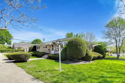 4256 Golf Road, Skokie, IL 60076 - Photo 18