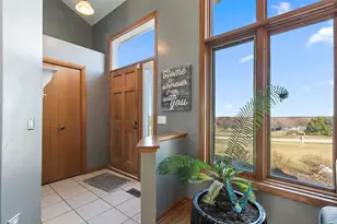 45W169 Hillview Ln, Hampshire, IL 60140 - Photo 2
