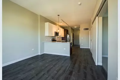 851 W Grand Avenue #403, Chicago, IL 60642 - Photo 4