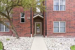 120 Glengarry Dr, Bloomingdale, IL 60108 - Photo 2