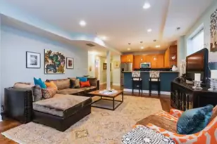 6507 N Bosworth Ave, Chicago, IL 60626 - Photo 2