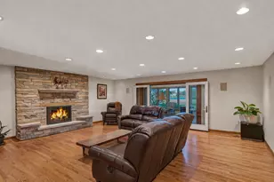 2321 Coach Rd, Long Grove, IL 60047 - Photo 12