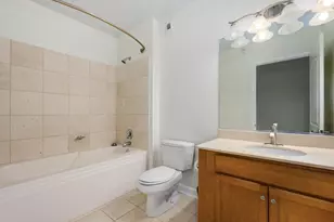 450 E Waterside Dr, Chicago, IL 60601 - Photo 14