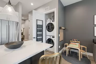 2423 W Fullerton Avenue #3A, Chicago, IL 60647 - Photo 10