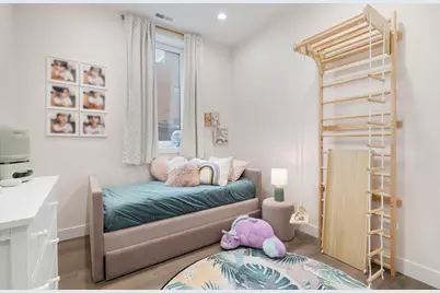 2423 W Fullerton Avenue #3A, Chicago, IL 60647 - Photo 16