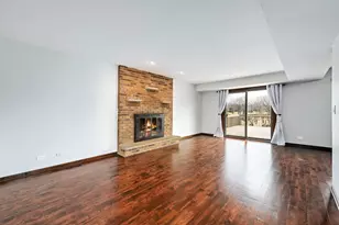 887 Braintree Ln, Bartlett, IL 60103 - Photo 10