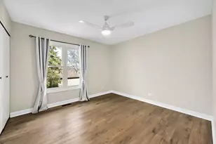887 Braintree Ln, Bartlett, IL 60103 - Photo 18