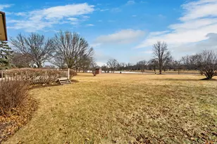 887 Braintree Ln, Bartlett, IL 60103 - Photo 26