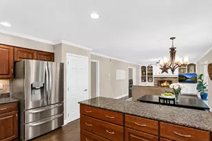 2045 Somerset Ln, Wheaton, IL 60189 - Photo 20