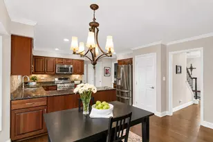 2045 Somerset Ln, Wheaton, IL 60189 - Photo 14