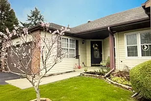 20838 W Peppertree Ct, Plainfield, IL 60544 - Photo 2