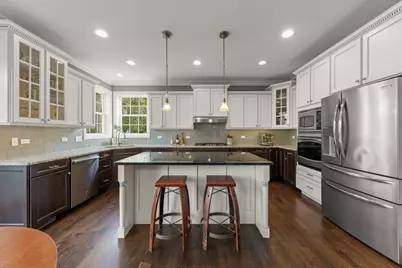 1711 Driving Park Road, Wheaton, IL 60187 - Photo 8