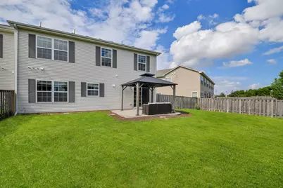 105 Catamaran Circle, Pingree Grove, IL 60140 - Photo 16