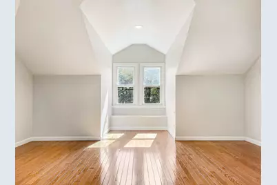 1201 Middlebury Lane, Wilmette, IL 60091 - Photo 18