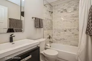 546 E Windgate Ct, Arlington Heights, IL 60005 - Photo 12
