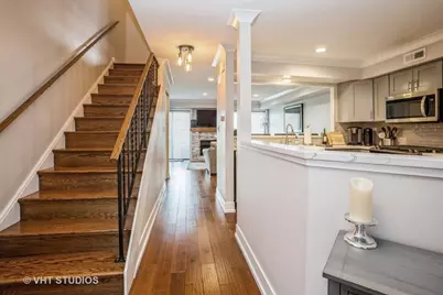 546 E Windgate Court, Arlington Heights, IL 60005 - Photo 8