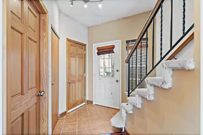 1273 Cranbrook Drive, Schaumburg, IL 60193 - Photo 2