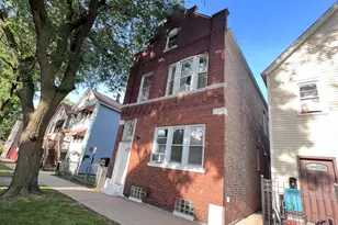 4815 S Elizabeth St, Chicago, IL 60609 - Photo 2