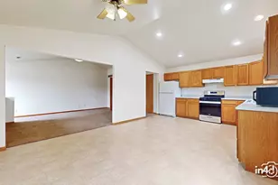 247-253 N Cross St, Sycamore, IL 60178 - Photo 26