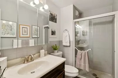 71 E Division Street #1601, Chicago, IL 60610 - Photo 8
